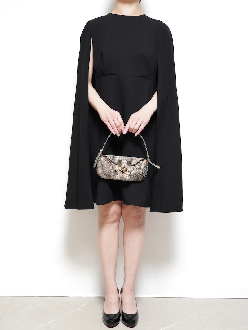 VALENTINO（ヴァレンティノ） ケープドレス（ブラック/サイズ40