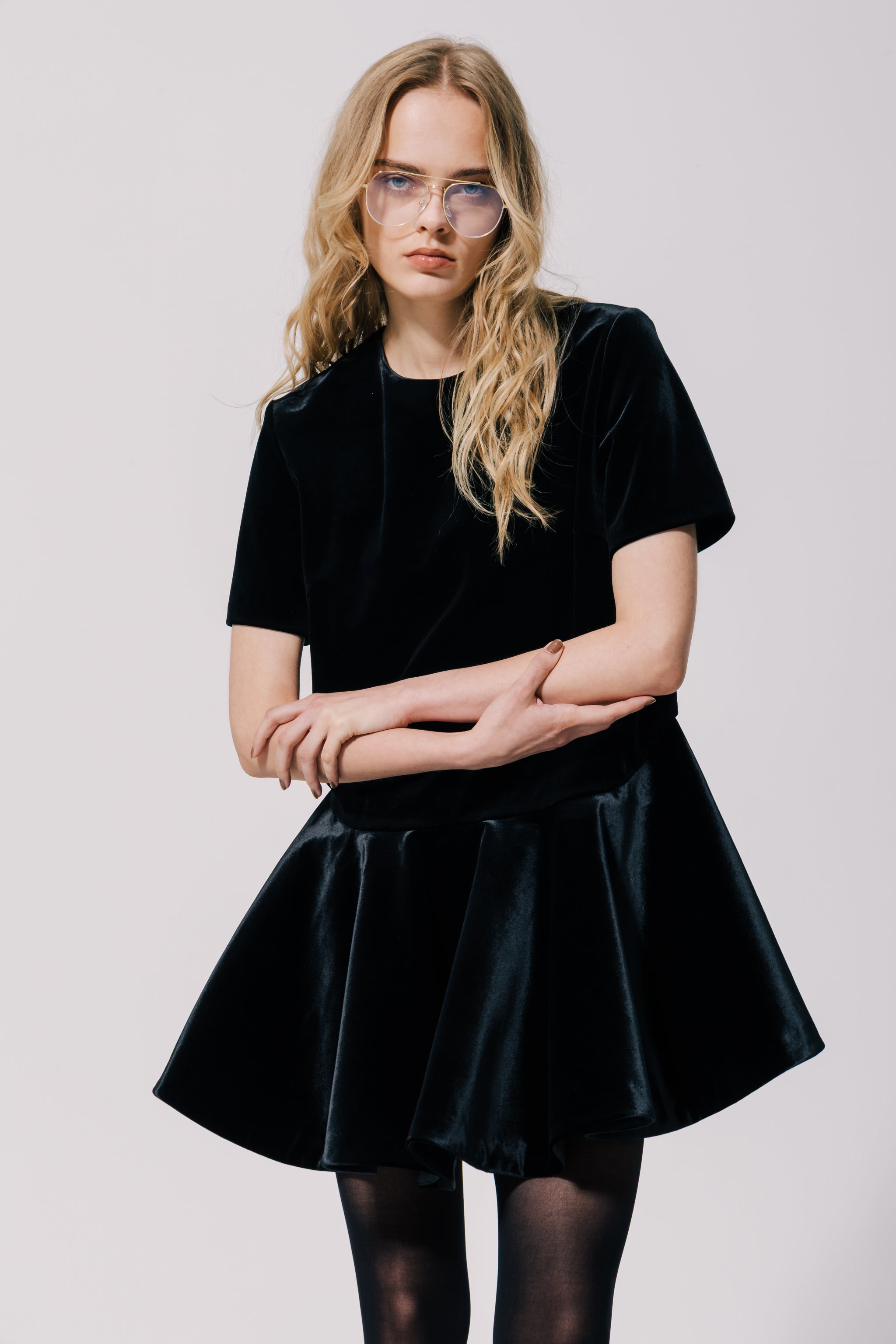 Neue Velour Dress – THE TOÉ