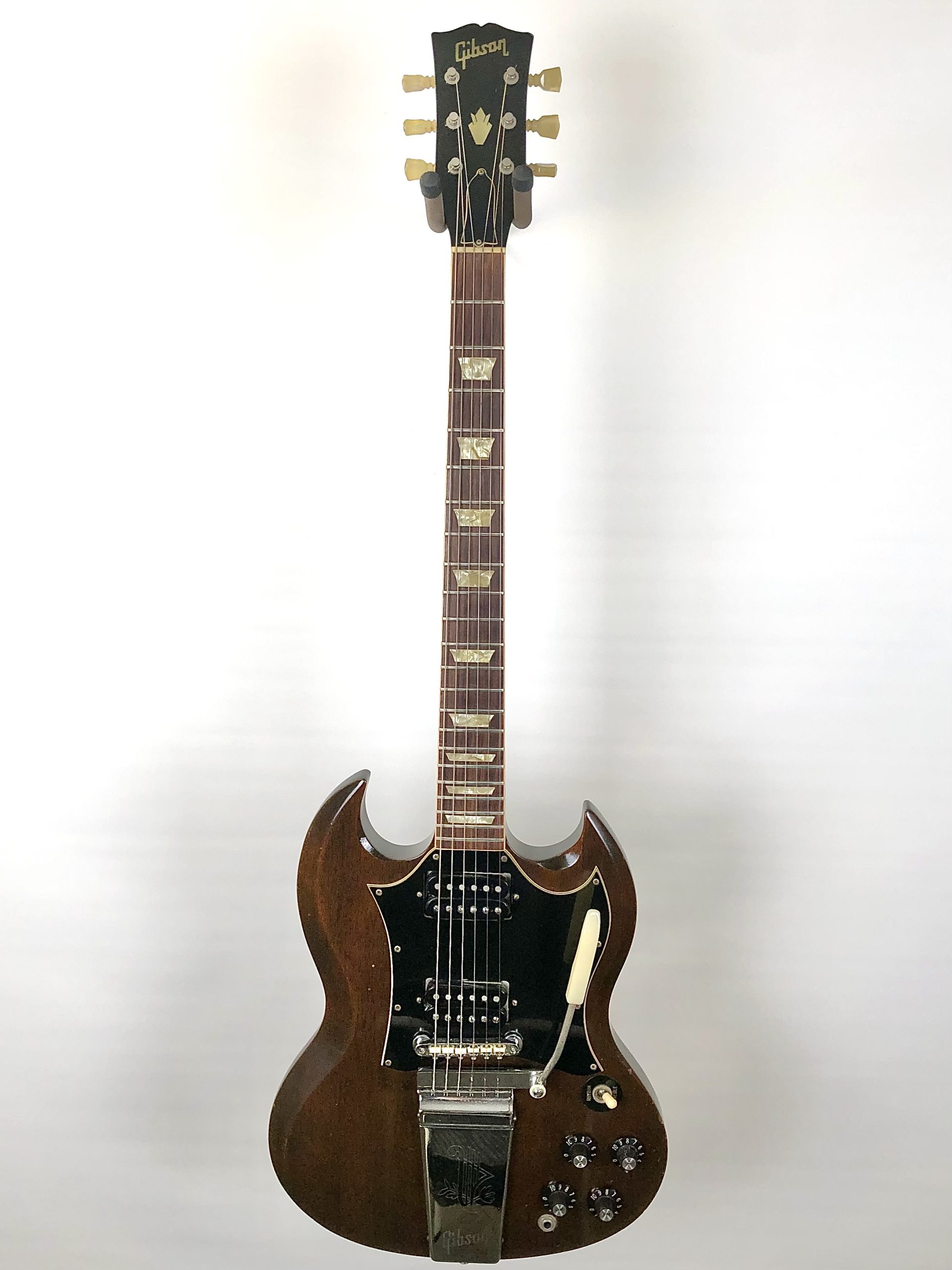 Gibson SG Standard 1970-71 Maestro Vibrato w/OHSC- Walnut – The