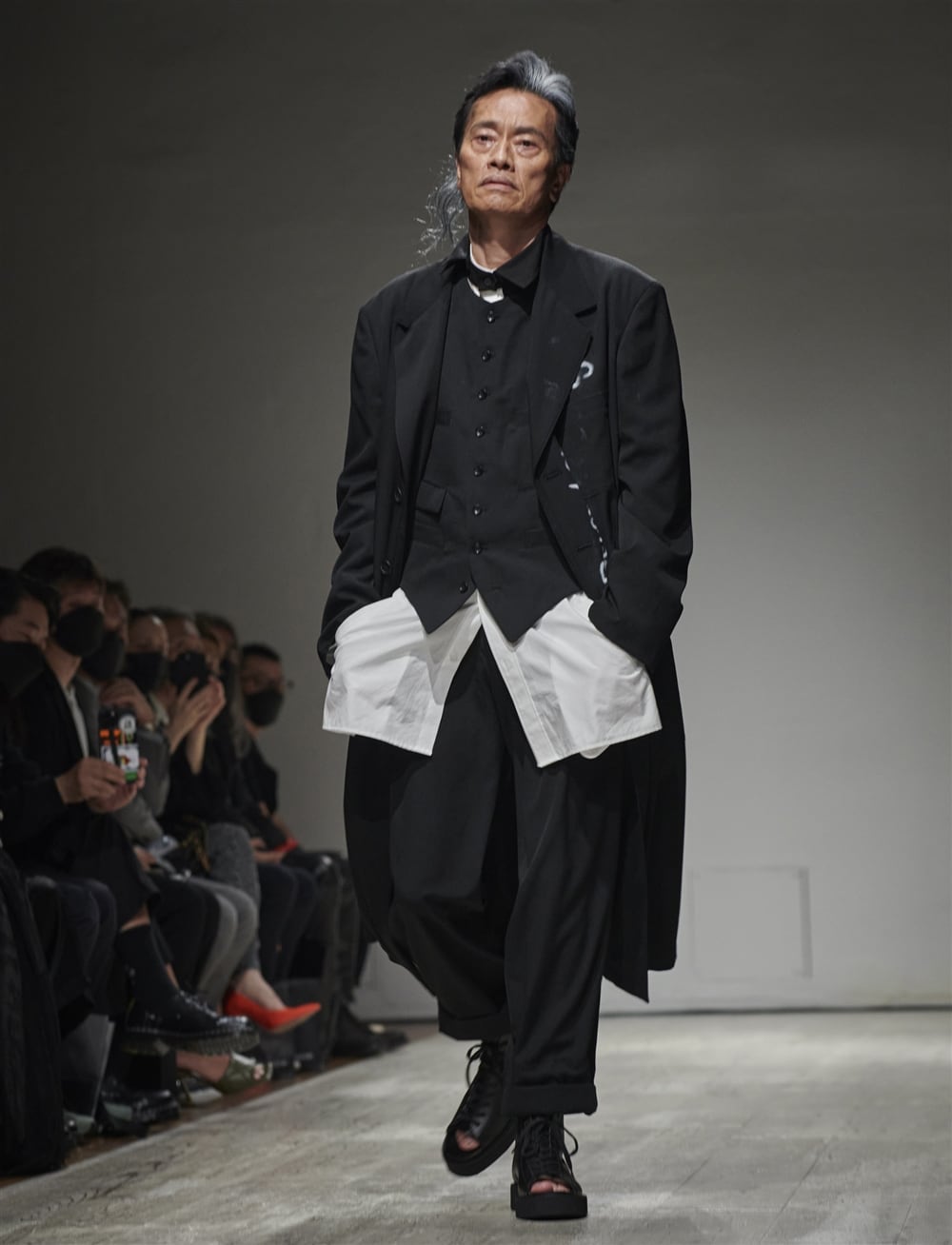 THE SHOP YOHJI YAMAMOTO