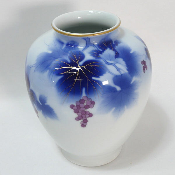 有田焼 深川製磁 青い葉と花の装飾の陶器花瓶 希少 有田焼 宮内庁