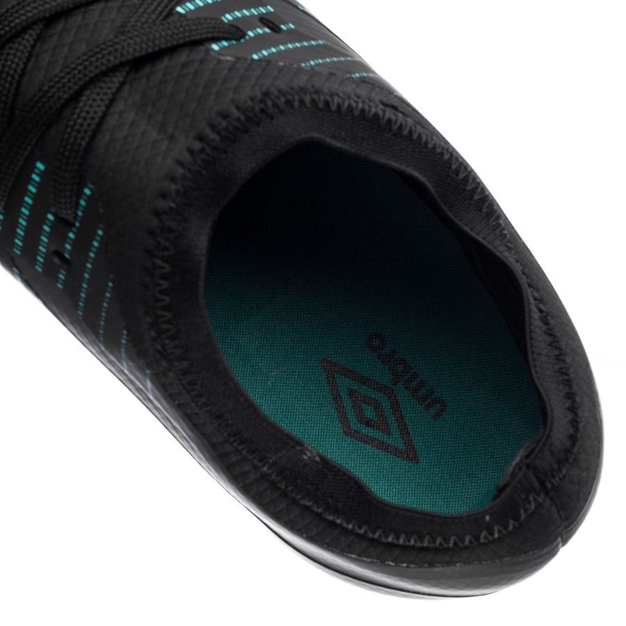 Umbro Velocita IV Pro AG - Black/White/Caribbean Sea