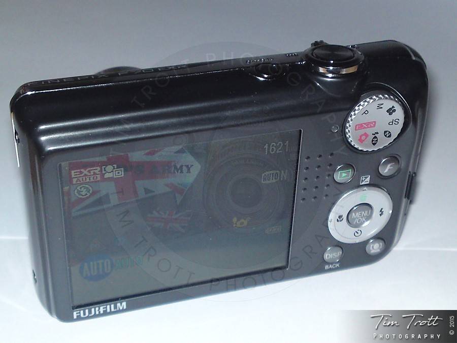 Fuji Finepix F70 EXR Review