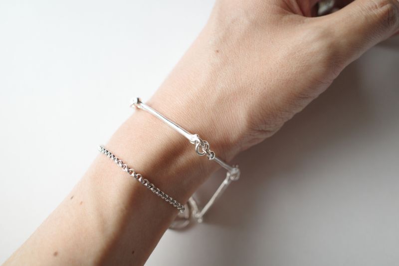 TAKAHIROMIYASHITATheSoloist. skeleton bone bracelet.-M- - tity