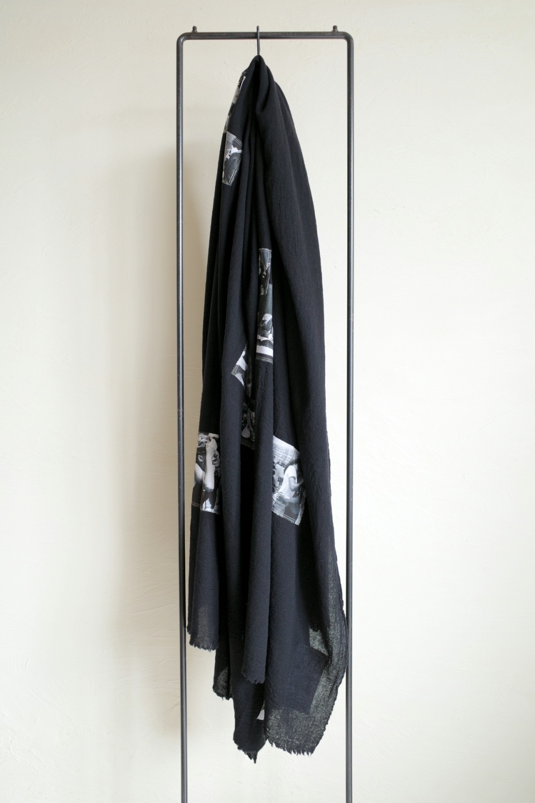 TAKAHIROMIYASHITATheSoloist. huge scarf.・black - tity
