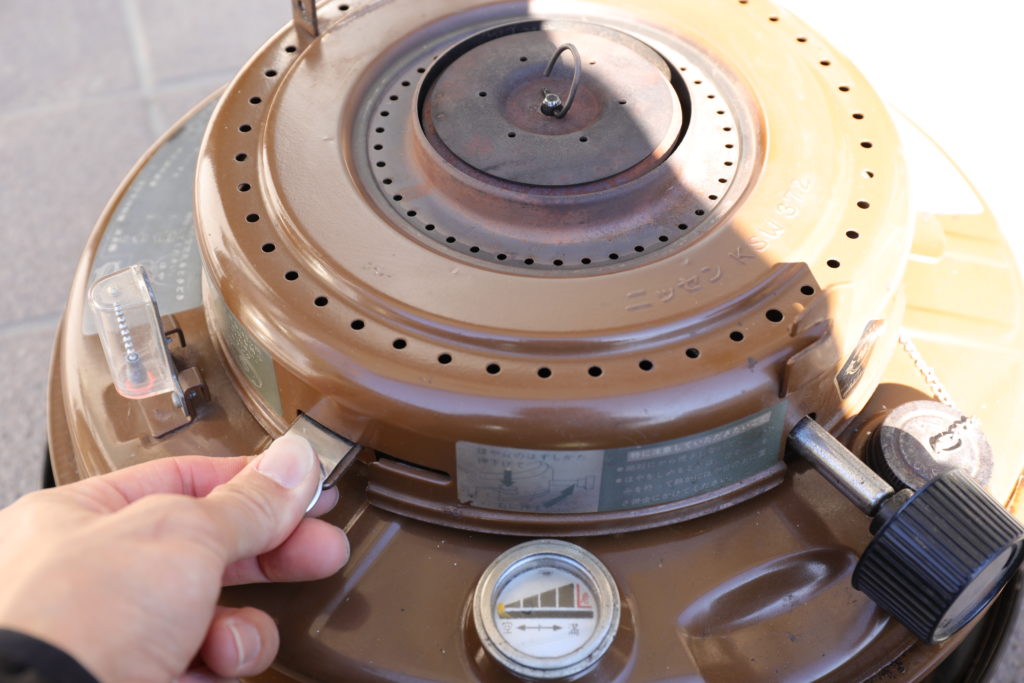 東芝（ニッセン）KSW372 ビンテージ石油ストーブ 芯交換しました