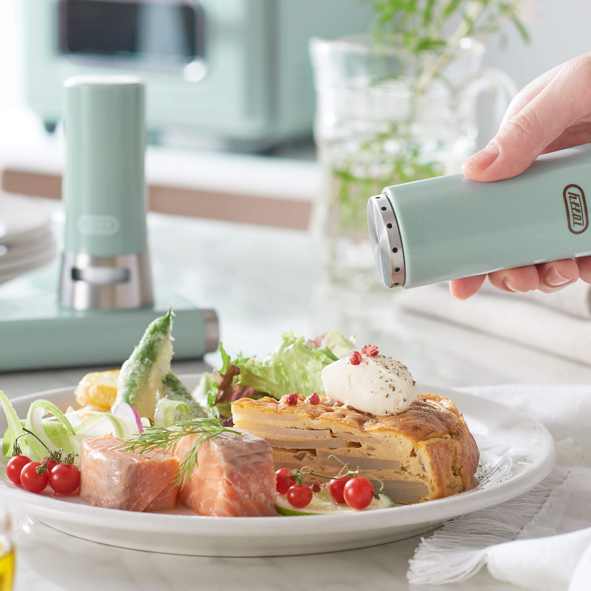 Toffy ポップアップソルト&ペッパーシェイカー ｜ Toffy公式オンライン