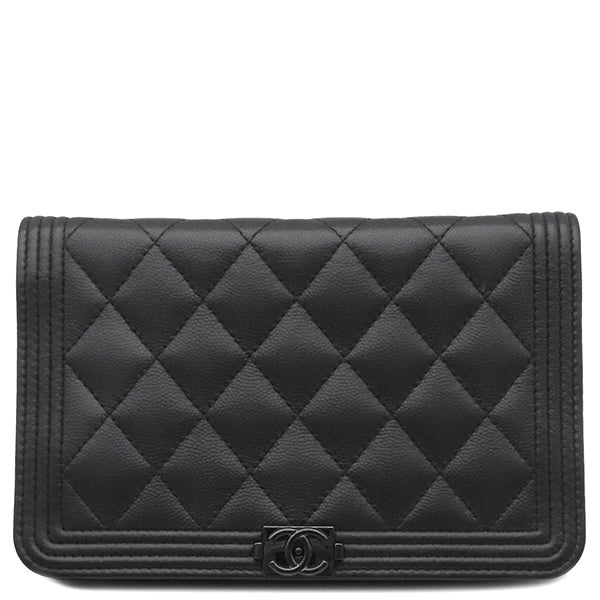 シャネル CHANEL チェーンウォレット ボーイシャネル キャビアスキン