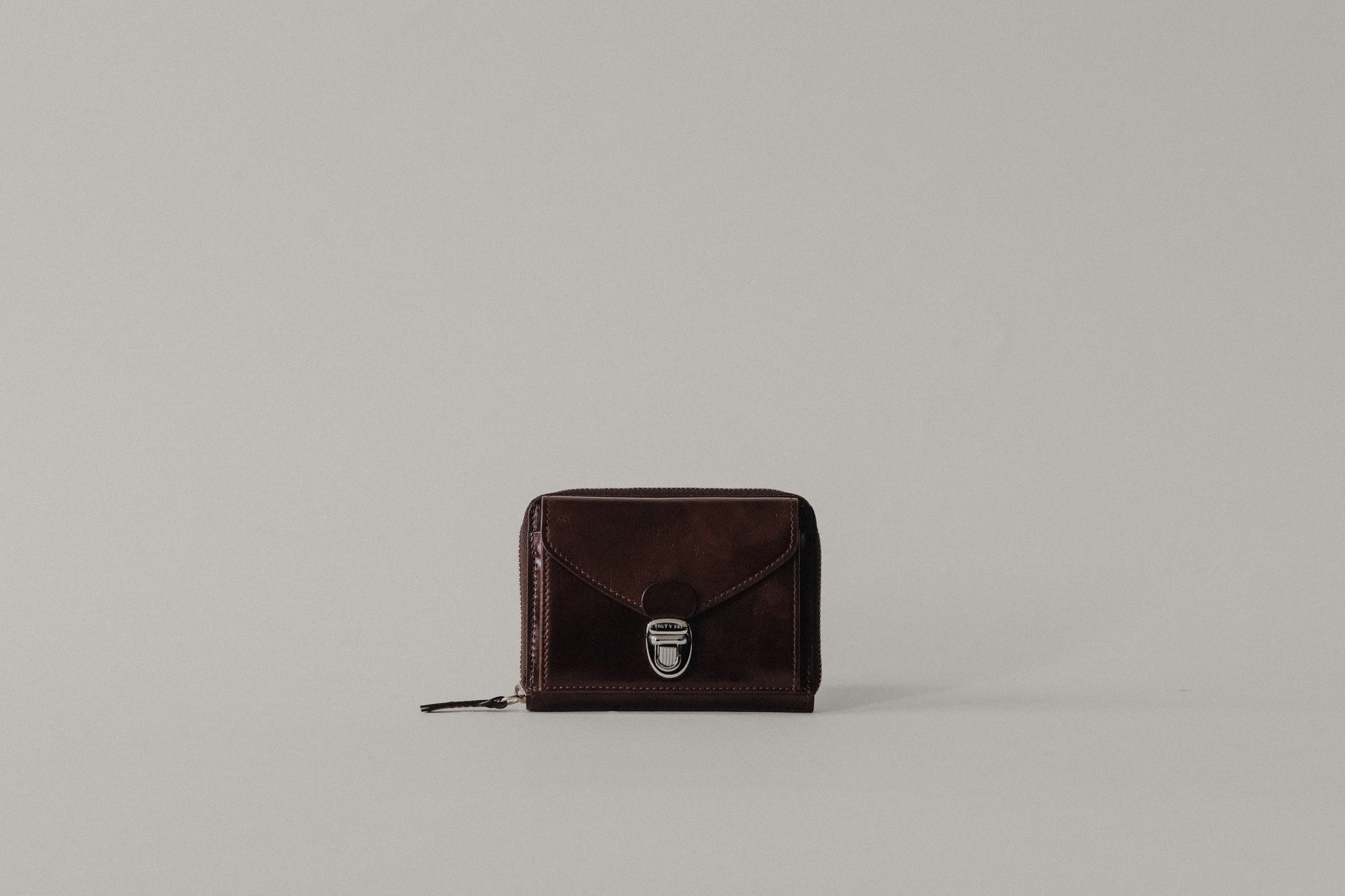 PORTE CARTES LOQUET ZIPPÉ BROWN – TOUT Y EST JP