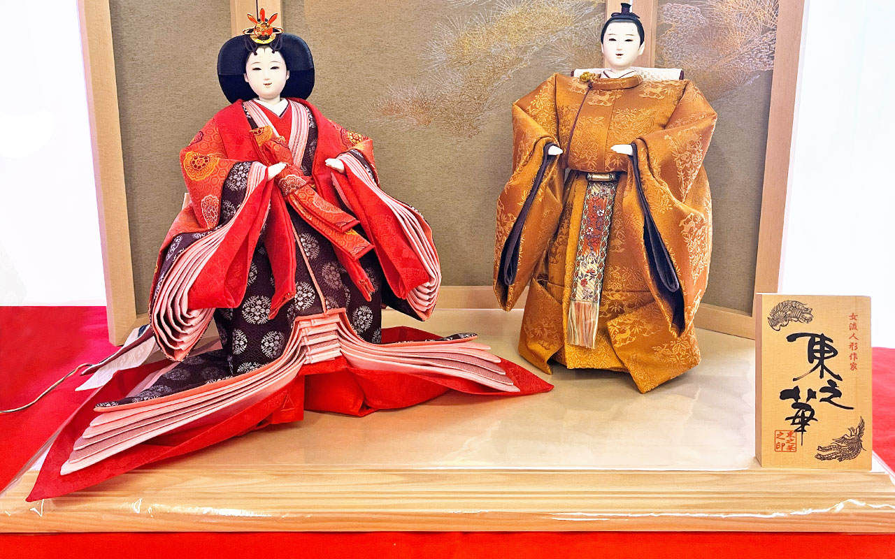 雛人形の世界観をつくる ～飾り台・親王台～ | ひなや