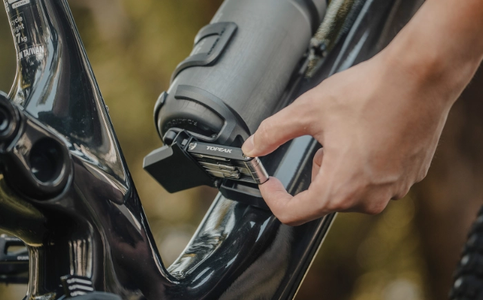 自転車用工具付ボトルケージ｜トピーク - DUALSIDE CAGE PRO WITH