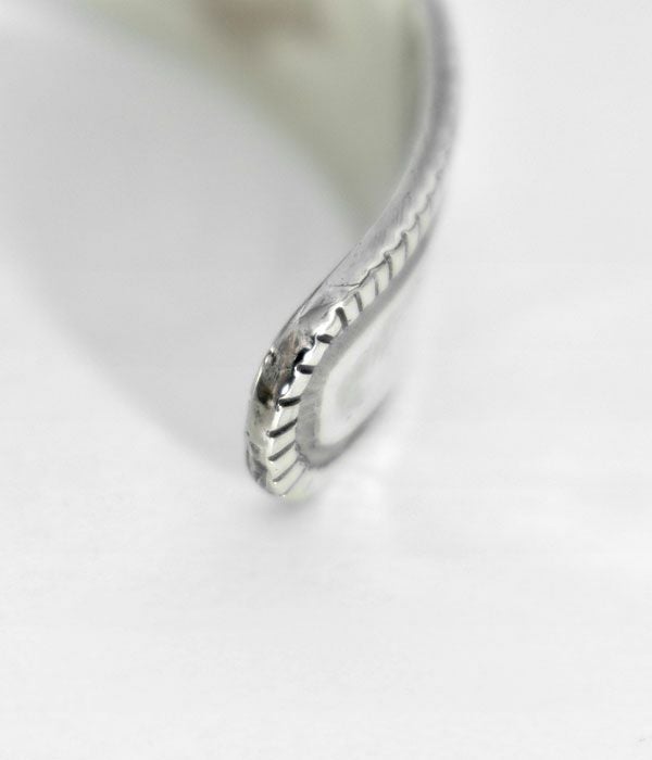 ラリースミス (LARRY SMITH) THUNDERBIRD STAMPED BRACELET バングル