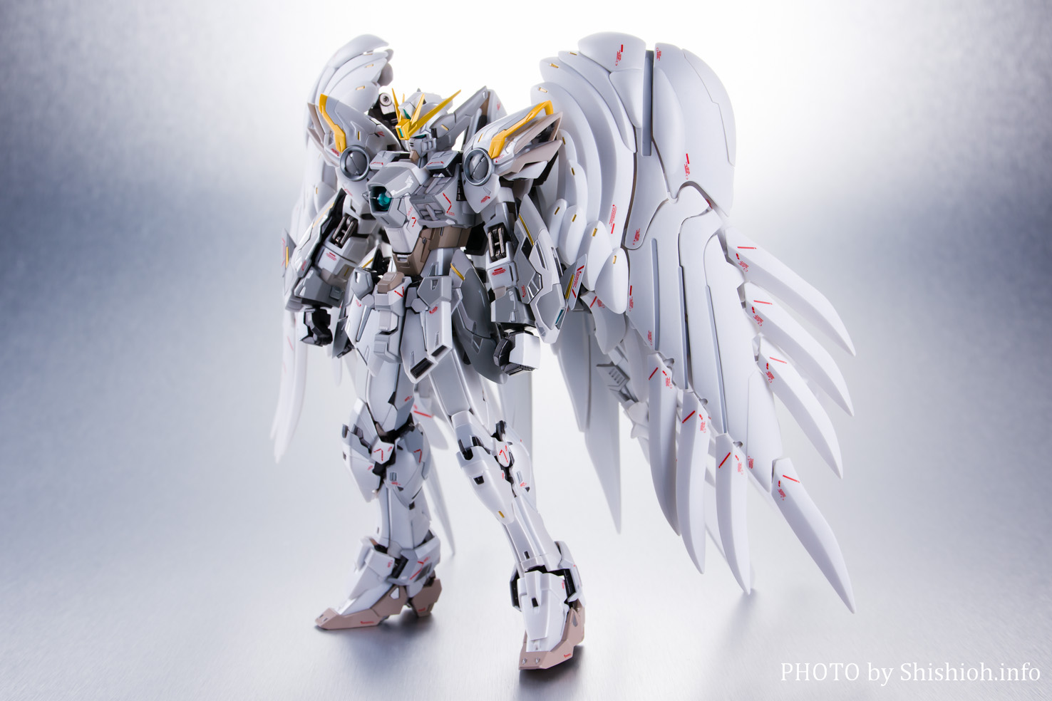 メーカー検品品 メタルコンポジット ウイングガンダム スノーホワイト