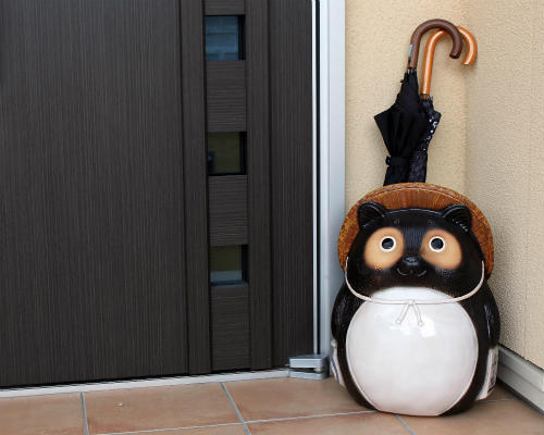 楽天市場】【ポイント8倍】信楽焼 陶器 たぬき 傘立て 狸 傘たて