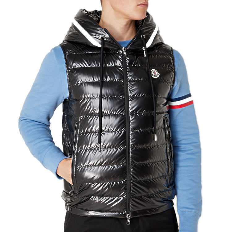楽天市場】モンクレール MONCLER ダウン ダウンベスト メンズ ロゴ