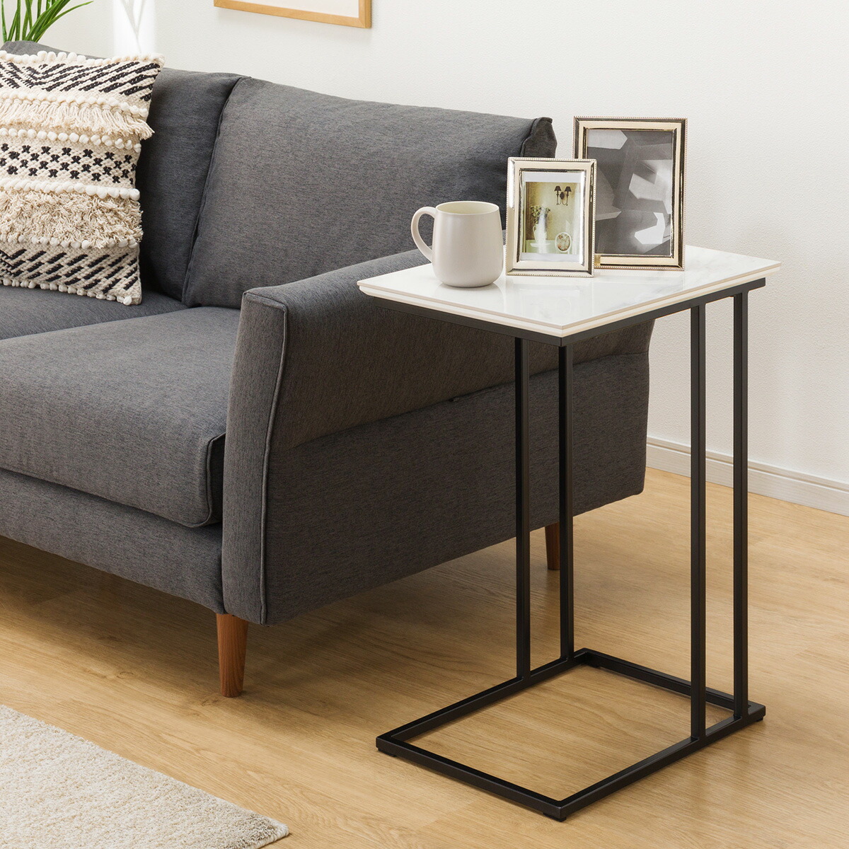 サイドテーブル・ナイトテーブル・ローテーブル ACME Furniture DELMAR