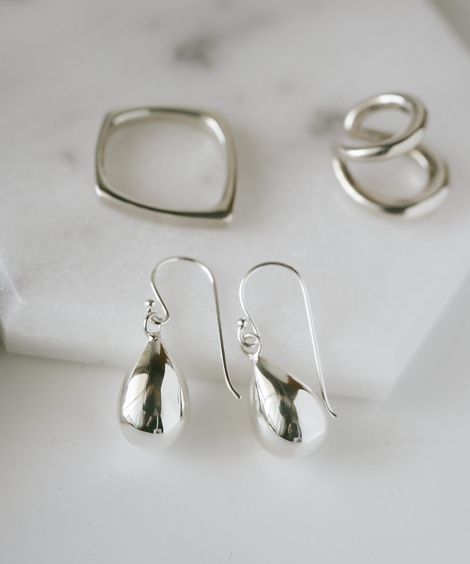 楽天市場】【残りわずか】 ドロップ ピアス フックピアス 金属