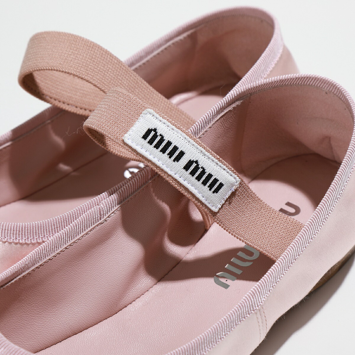 楽天市場】【10％OFFクーポン対象・2/24-9時59分迄】MIUMIU ミュウ