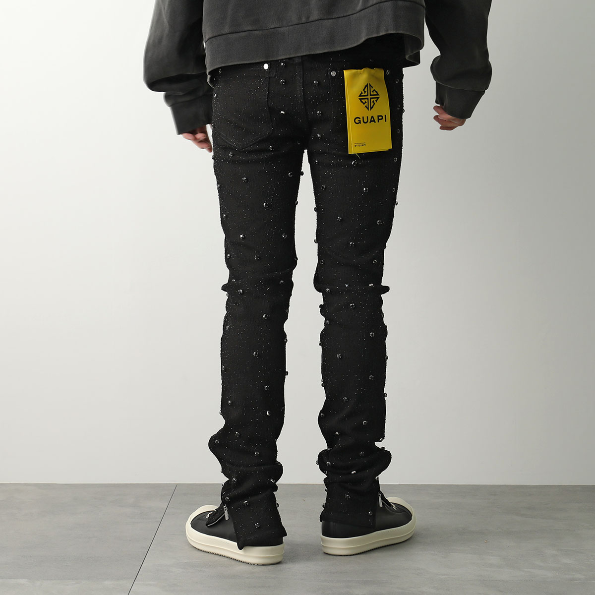楽天市場】GUAPI グアピ ジーンズ All Black Embellished Denim V2