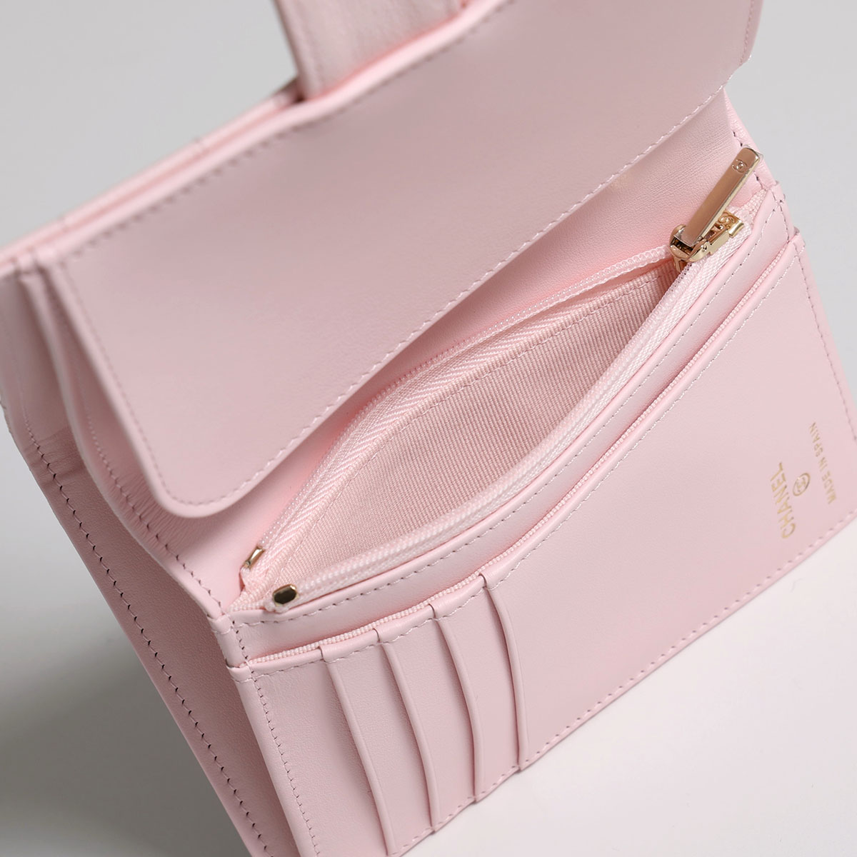 楽天市場】CHANEL シャネル 二つ折り財布 AP3791 B10583 パスポート