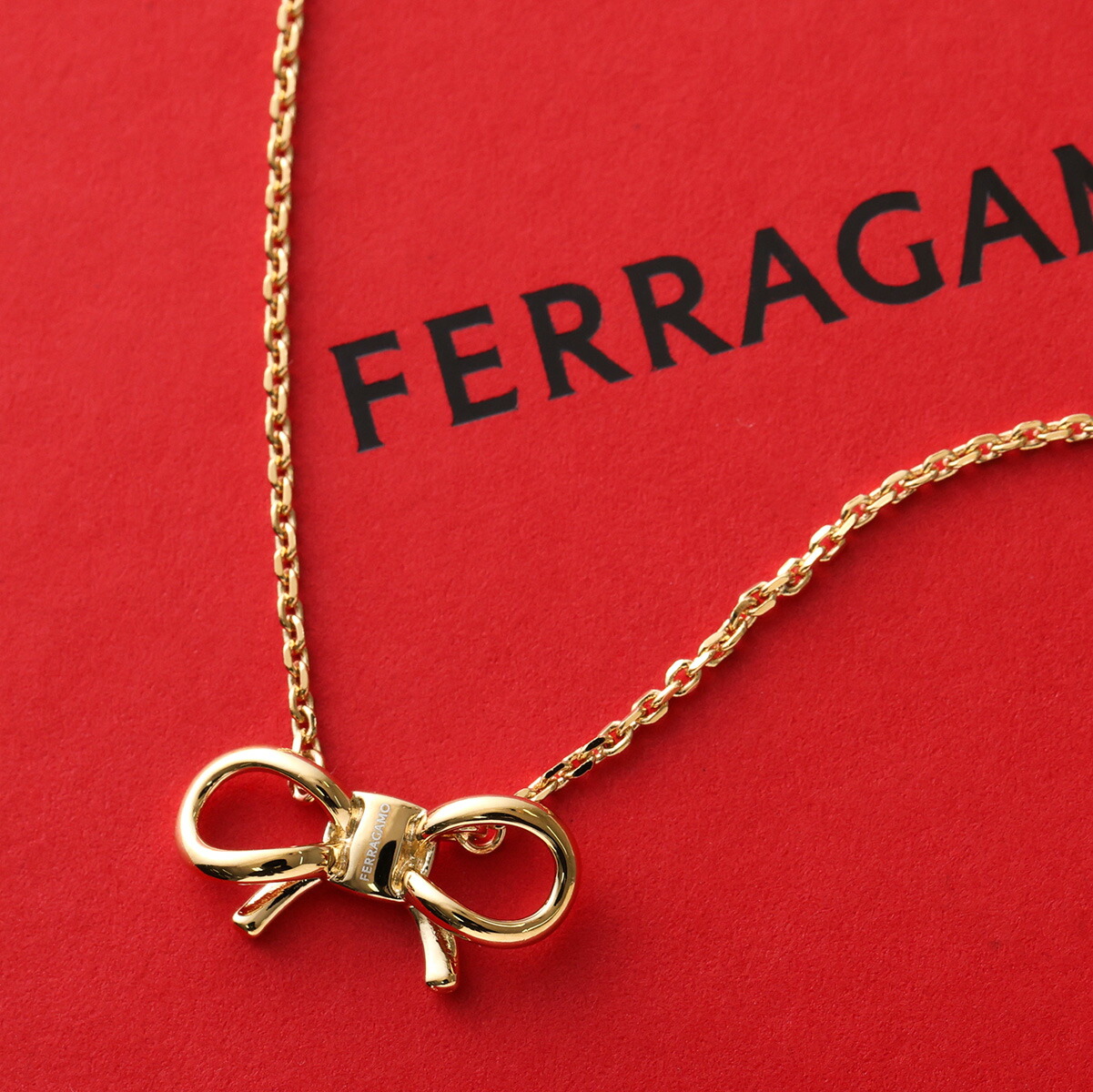 楽天市場】【最大2万円OFFクーポン対象・2/20～2/23限定】FERRAGAMO