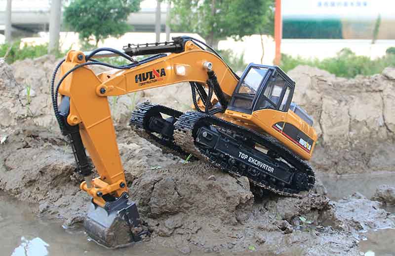 楽天市場】HuiNa Toys 1580 23CH フルメタル 1/14 RC ショベル （RTR