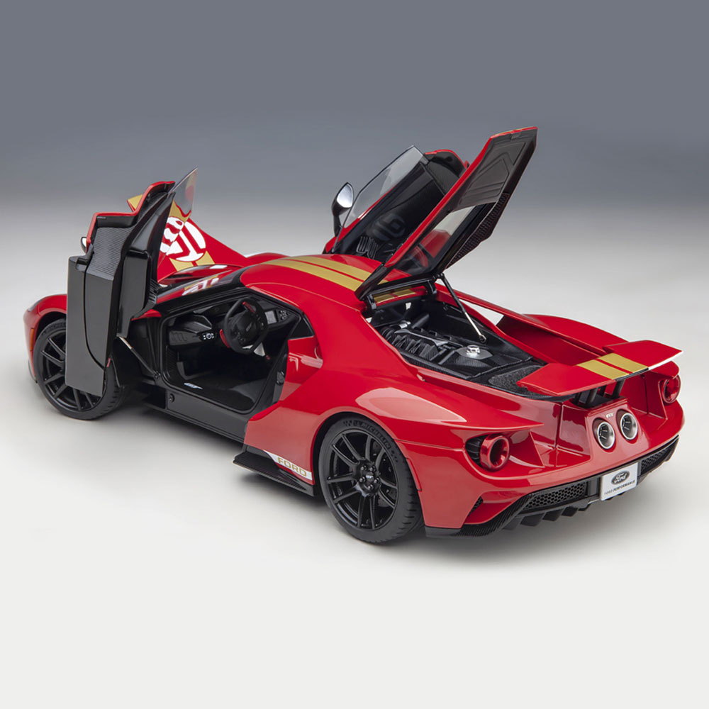 楽天市場】ミニカー 1/18 フォード フォード GT アラン マン