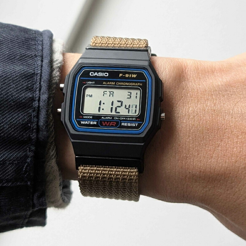 楽天市場】時計屋さんがカスタムしたCASIO F-91W アダプター＆ベルトの