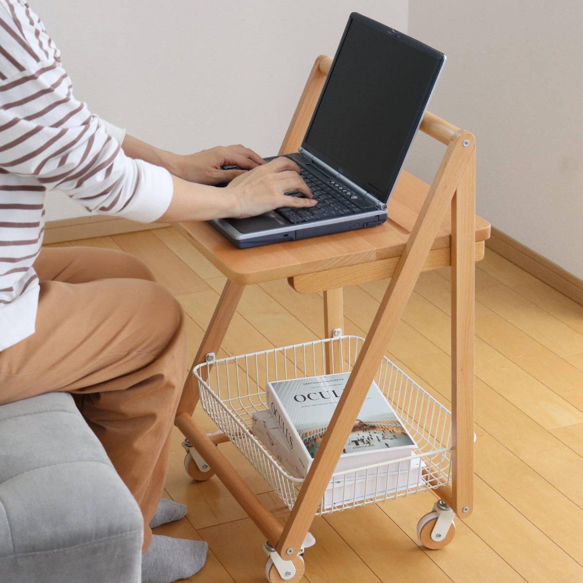 楽天市場】サイドテーブル キャスター付 テーブルワゴン 高さ70cm リヴ