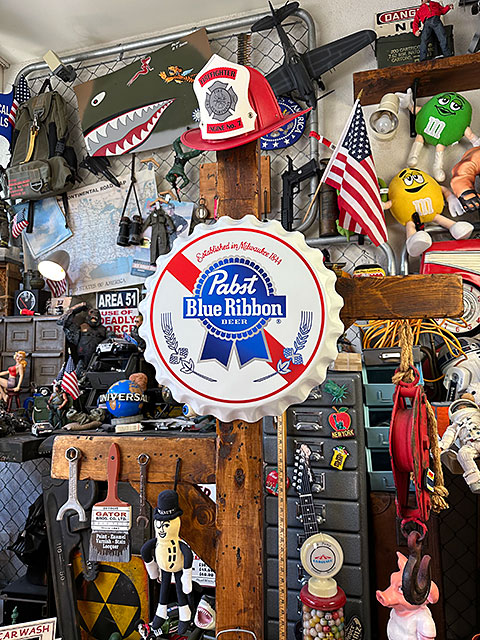 楽天市場】パブスト ブルーリボン ボトルキャップサイン ブリキ看板