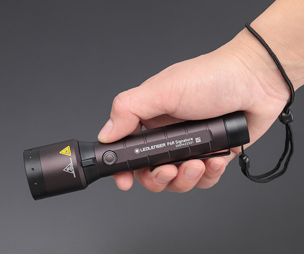 楽天市場】LEDLENSER P6R Signature LEDライト 1400lm 502189 レッド