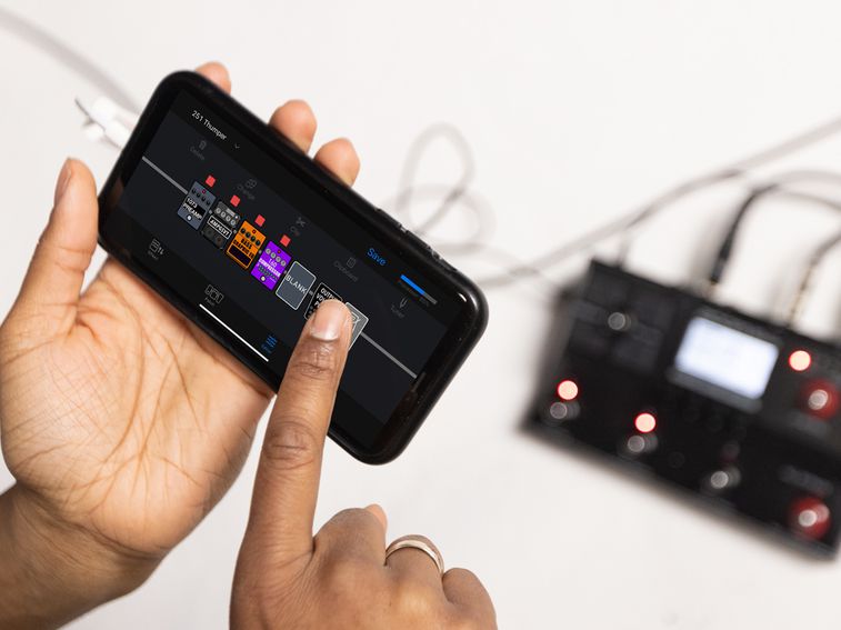 楽天市場】ZOOM B2 FOUR 新品 ベース用マルチエフェクター[ズーム