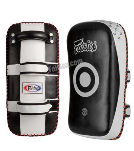 フェアテックス Fairtex キックミット ムエタイ 中古ですが絶対にお買い得 Fairtexキックミット – ムエタイショップNAK