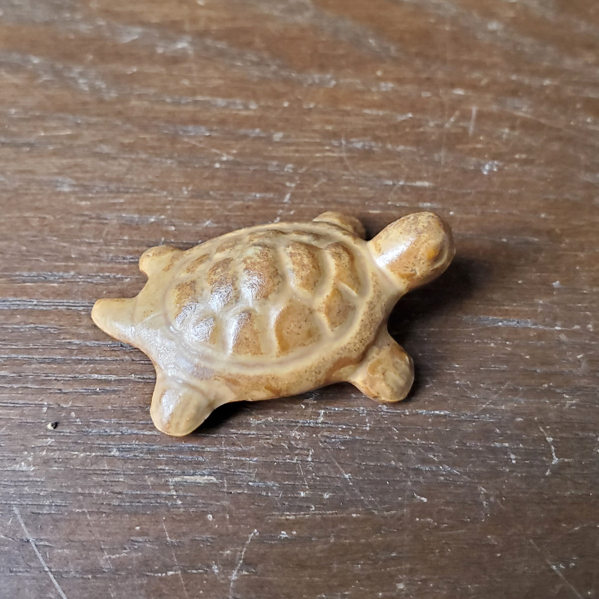 楽天市場】ミニチュア 置物 飾り フィギュア 亀（かめ） 小 添配 盆栽