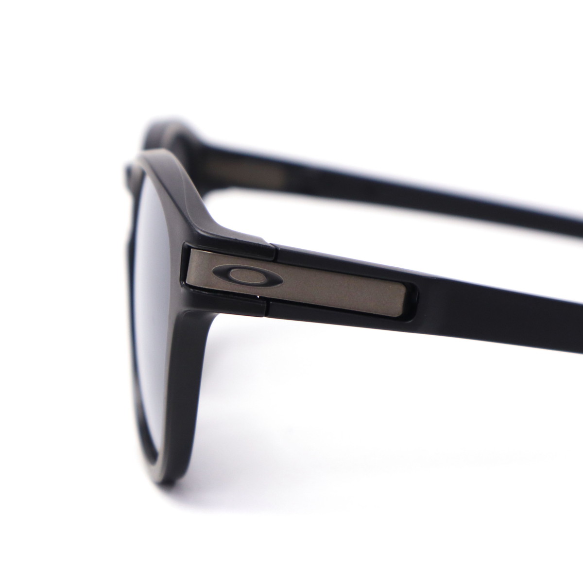 楽天市場】【土日限定 最大48倍】【正規品2年保証】 オークリー