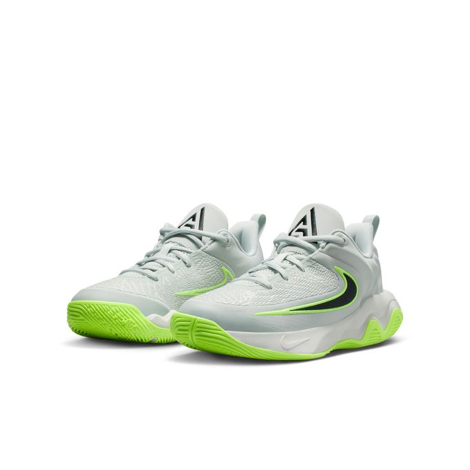 楽天市場】ナイキ(NIKE) バスケットシューズ ジュニア 25FA ヤニス