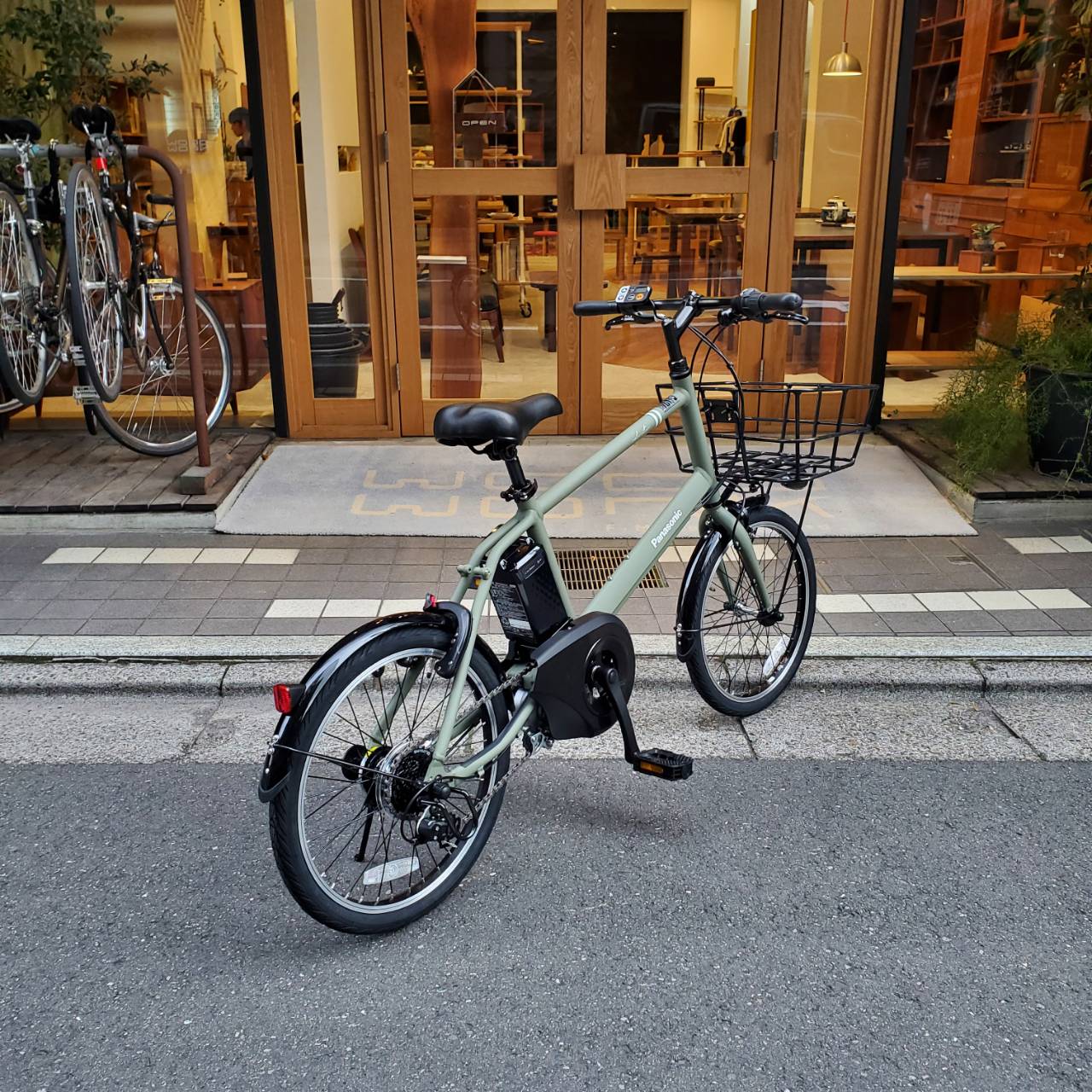 楽天市場】【たっぷりの荷物を搭載できるビッグバスケット搭載