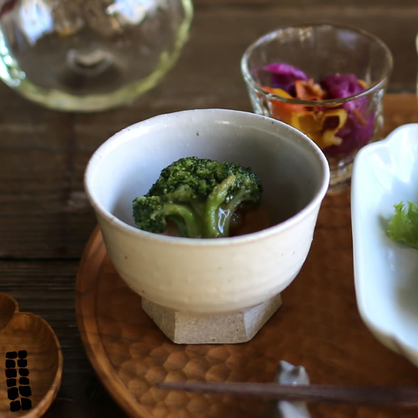 楽天市場】東屋（あづまや） 小鉢 六角高台 志野 耕房窯 (こうぼうがま