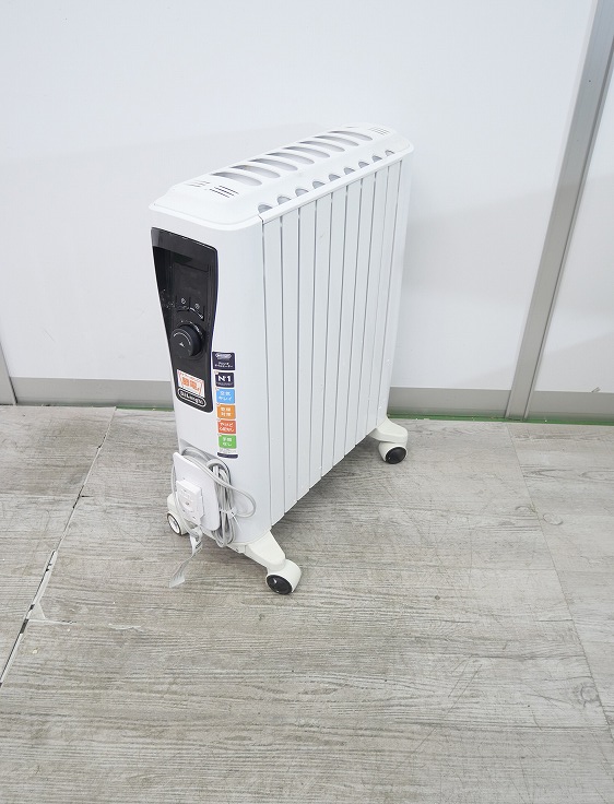 楽天市場】デロンギ製/2018年式/オイルヒーター/RHJ65L0915 : 激安学生