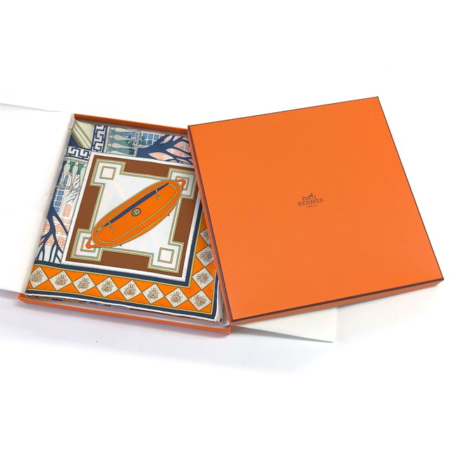 未使用'22秋冬 HERMESカレ90 オブジェ・ドゥ・キュリオジテ HERMES