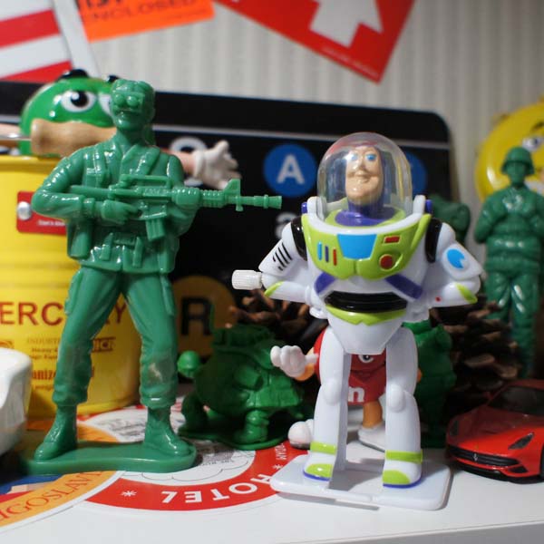 楽天市場】グリーンアーミーメン ジャンボソルジャー 8体セット