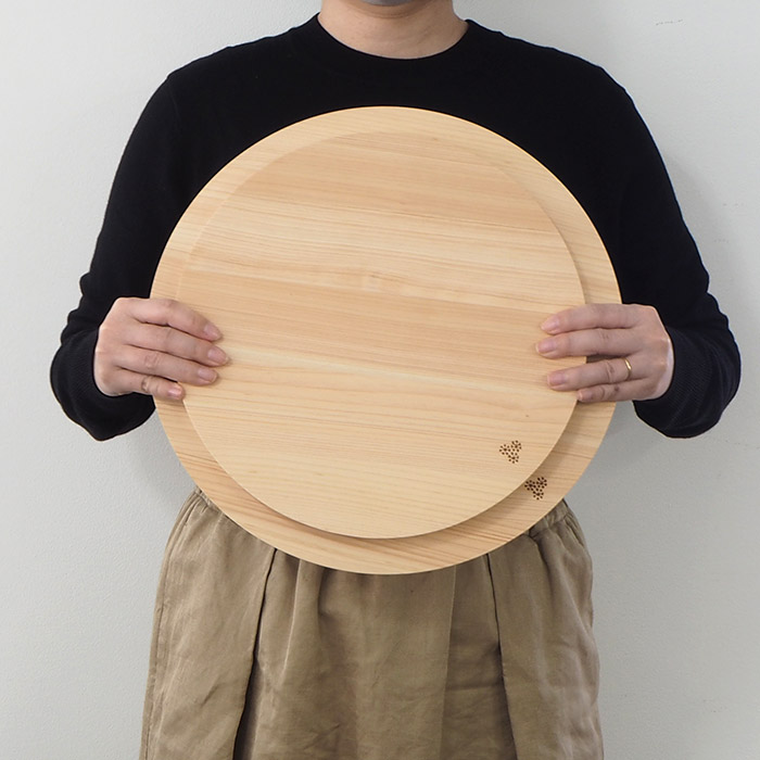 楽天市場】【プロキッチンオリジナル】四万十ひのき まるいまな板 30cm