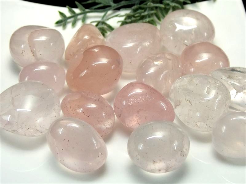 楽天市場】○超希少モザンビーク産【ローズクォーツ（紅水晶）タンブル