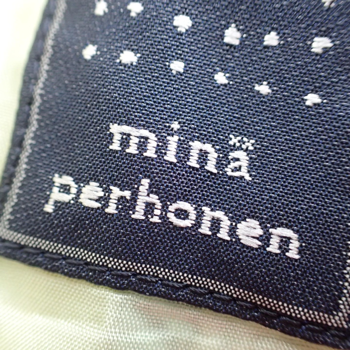 楽天市場】mina perhonen ミナペルホネン WOOD BIRD 鳥刺繍 裏地付