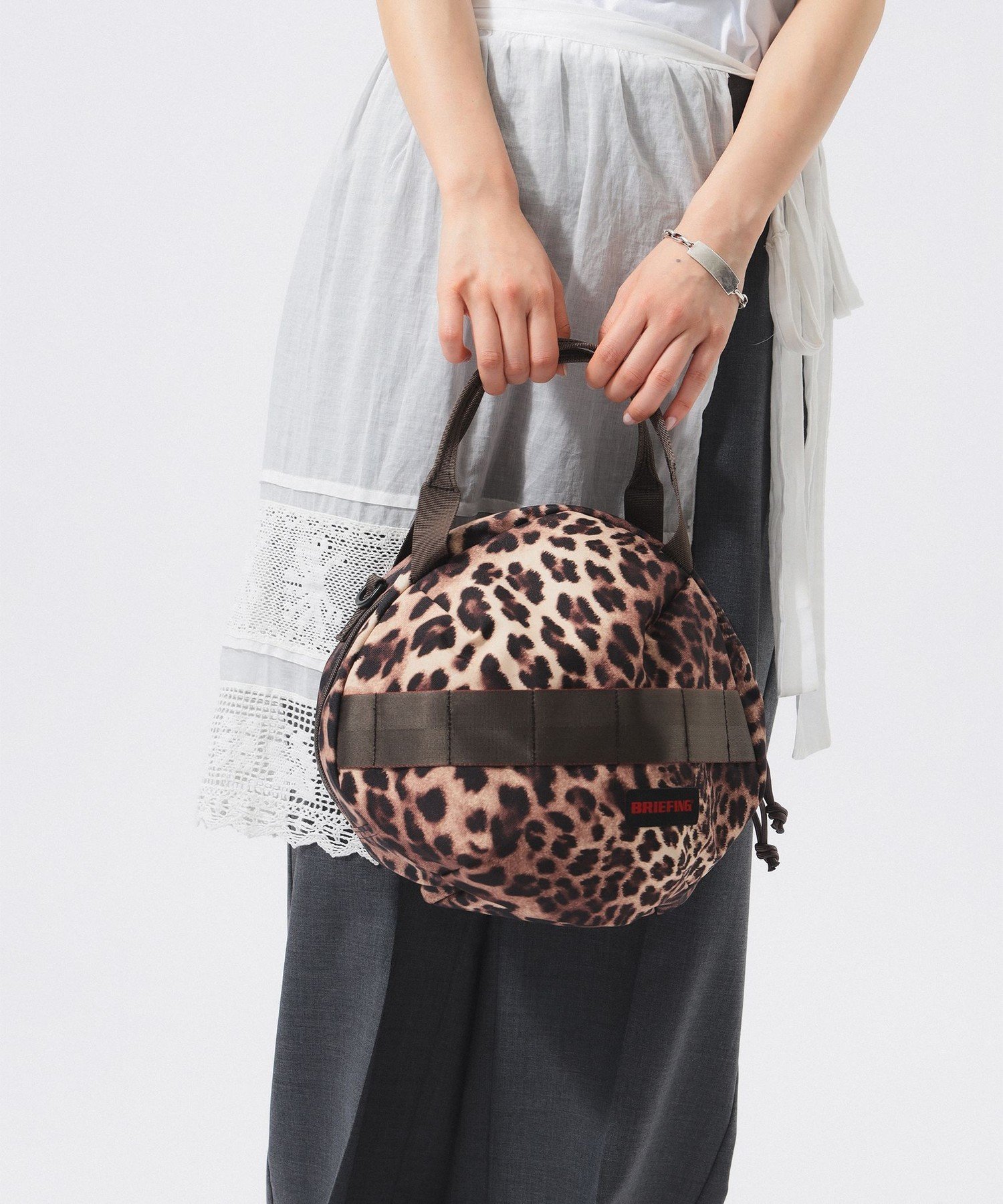 BEAMS WOMEN｜【期間限定＋10％ポイントバック】【別注】BRIEFING