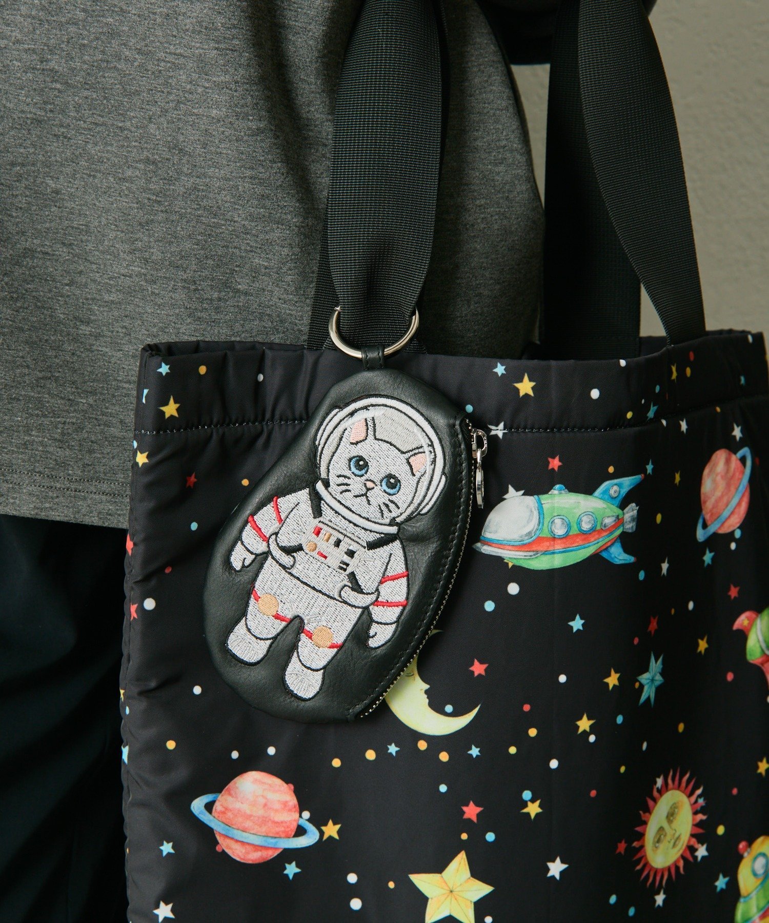 ear PAPILLONNER｜《本革》sampo×earコラボ スペーストイレザーケース