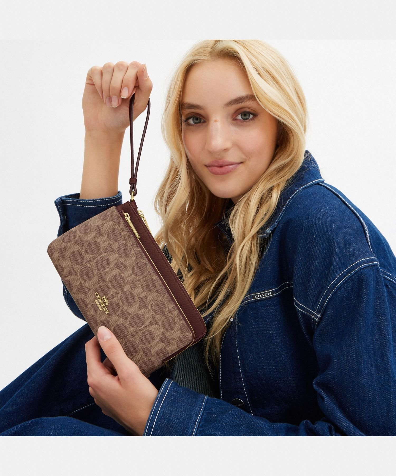 COACH OUTLET｜【公式】ダブル ジップ ウォレット・シグネチャー
