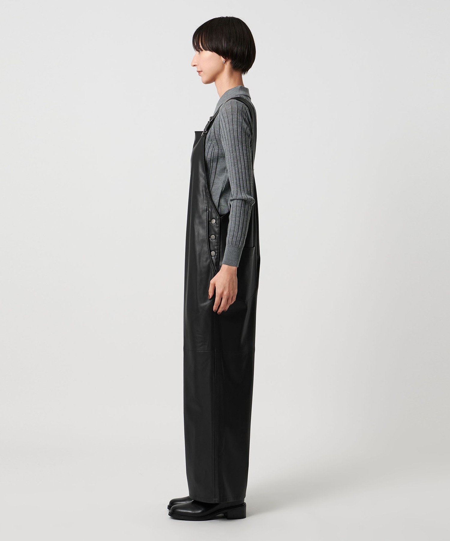 UNITED ARROWS｜レザーライク サロペット パンツ-ウォッシャブル