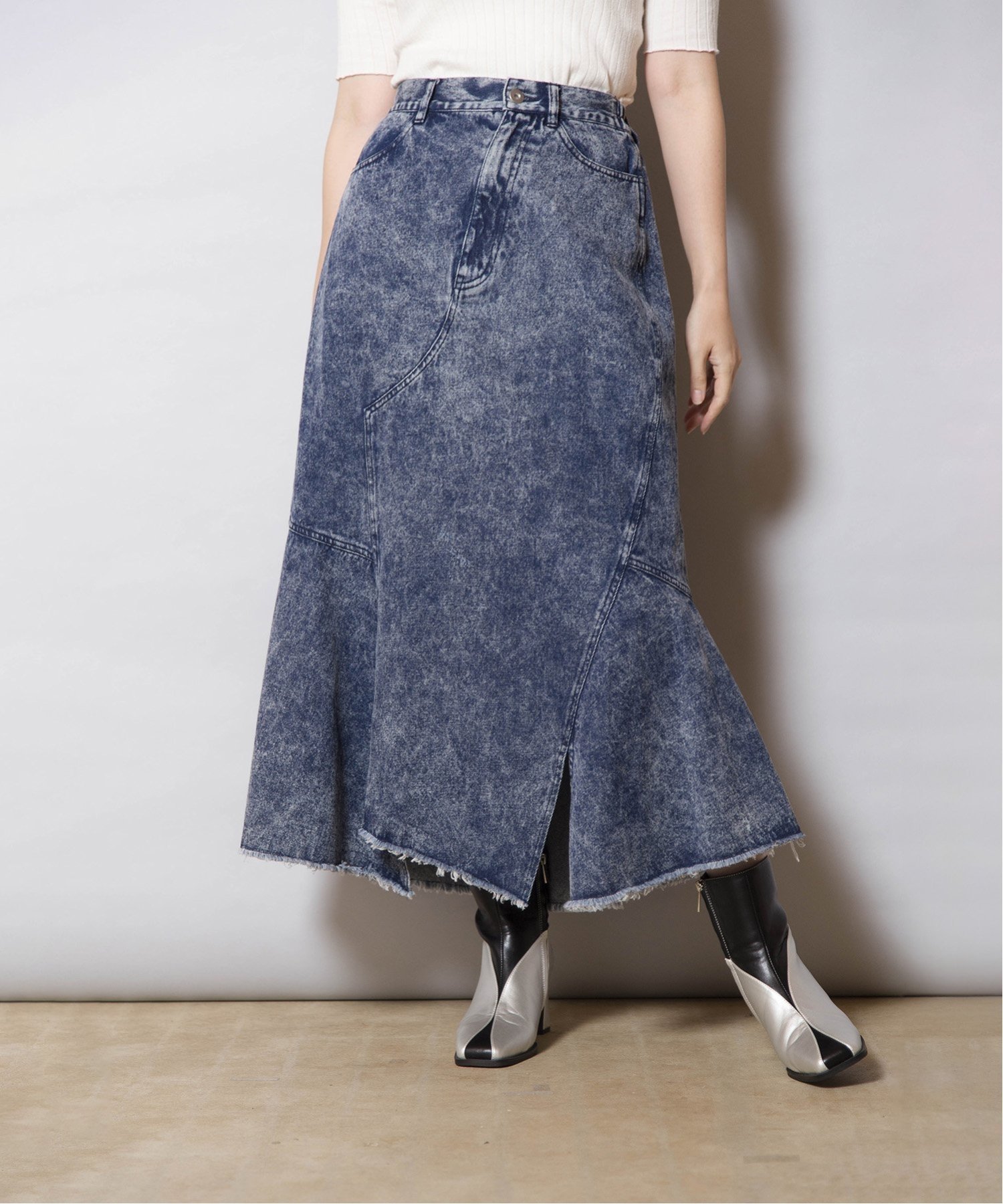 OSMOSIS｜アシンメトリーケミカルデニムスカート | Rakuten Fashion