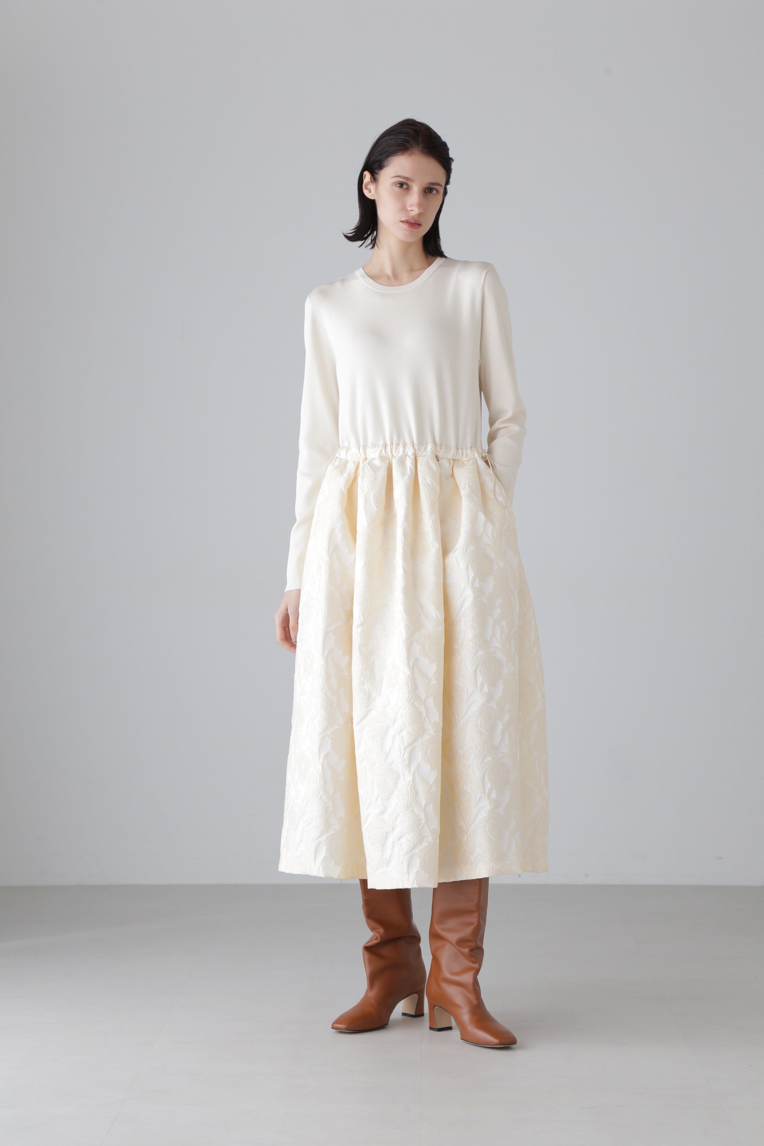 ADORE｜フローラルジャガードワンピース | Rakuten Fashion(楽天